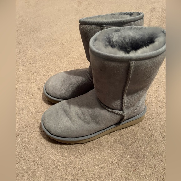 Classic Short Boot Uggs - Blue - Size 5 - Picture 4 of 6